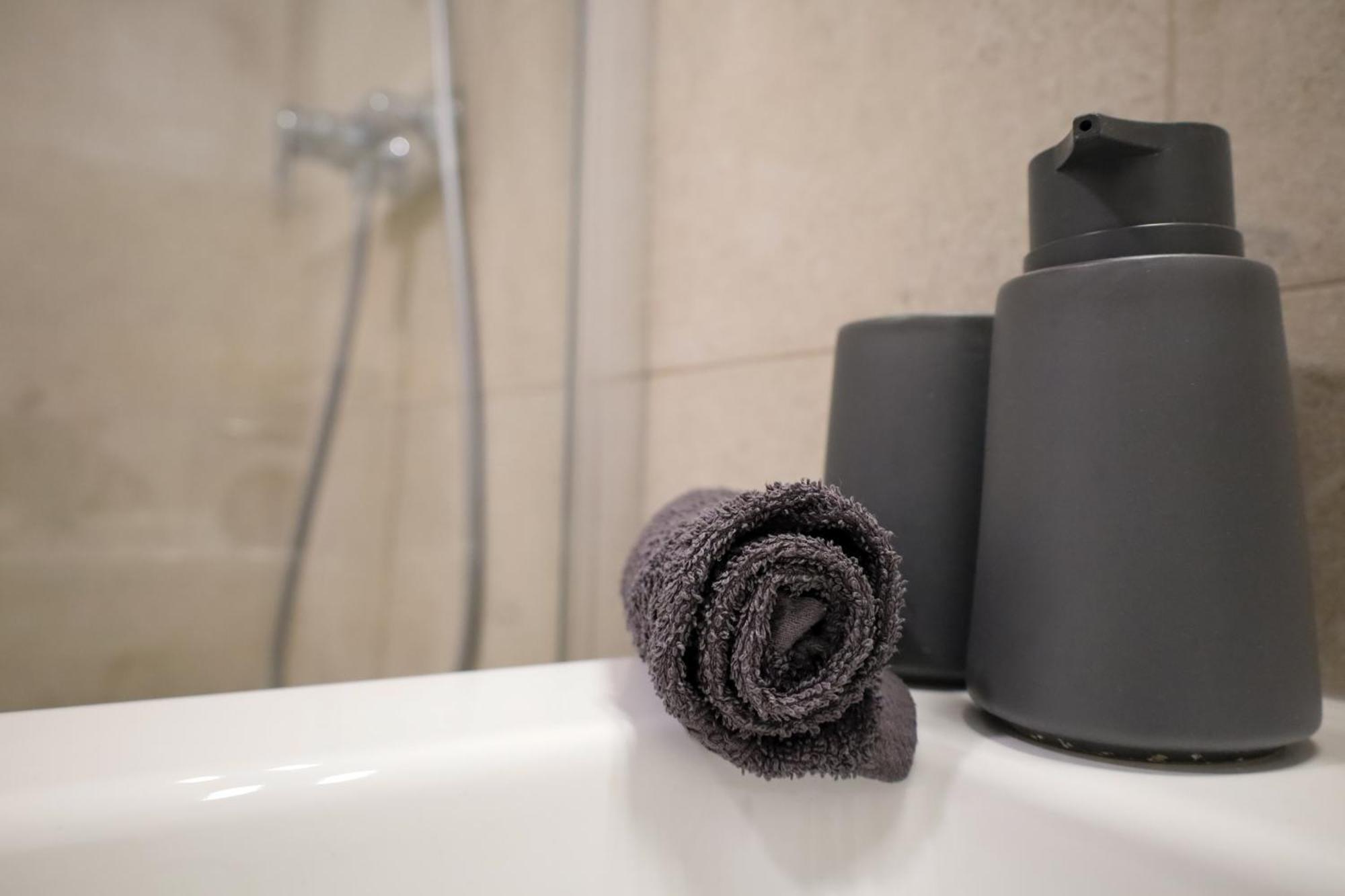 Apartmán Le Westy 1 Hieres-Sur-Amby Exteriér fotografie